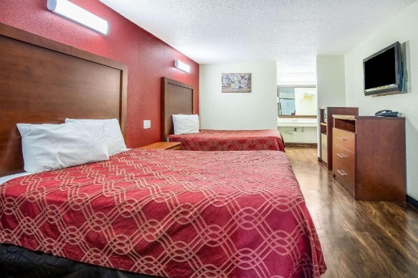 Econo Lodge Knoxville image 10